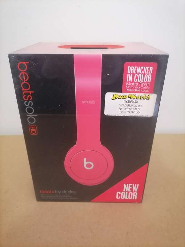 Beats by Dre HD headphones PINK - BRAND NEW