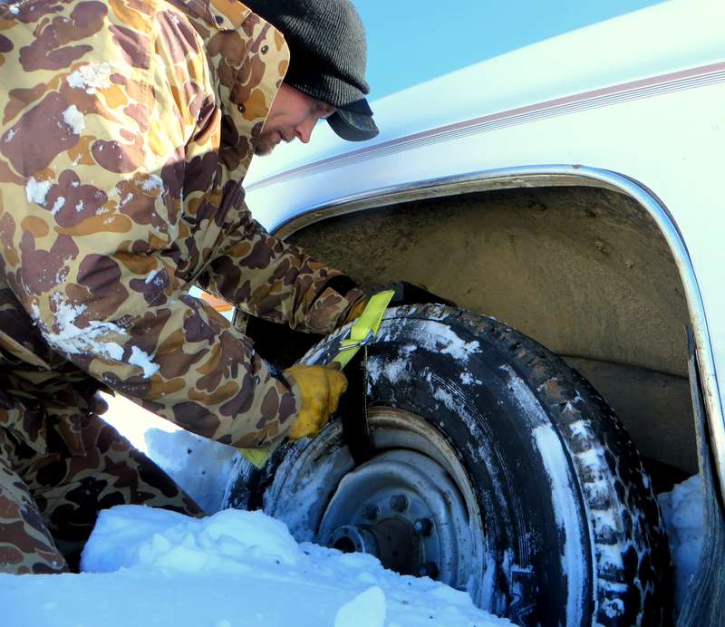 Quad Pack for 4WD Trucks & SUVs & 4 X 4 & AWD VEHICLES - FOR SAND / MUD / SNOW - BRAND NEW WITH BOOK