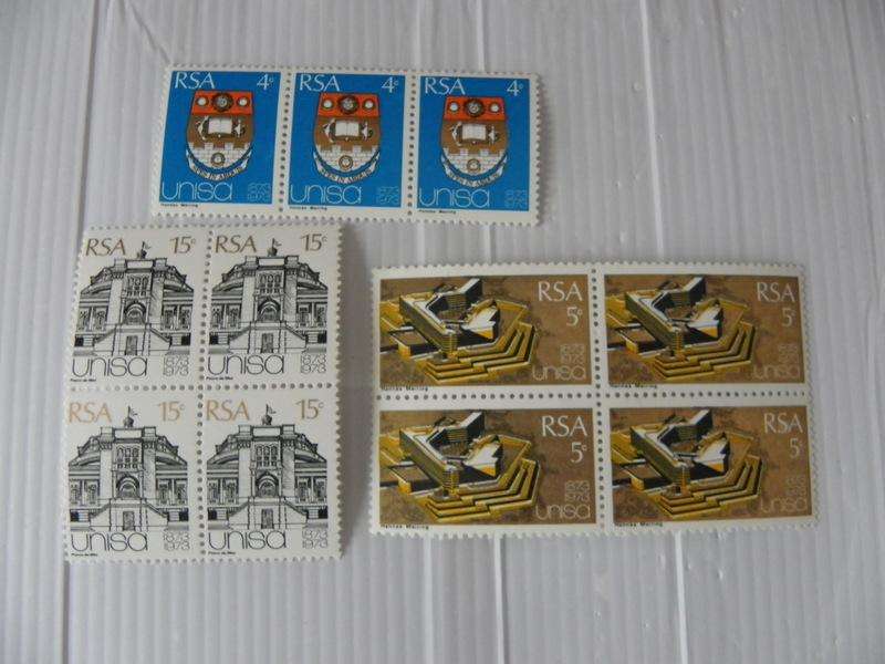 RSA 1.26 (1973) - UNISA Centenary Official Mint Set in Pairs