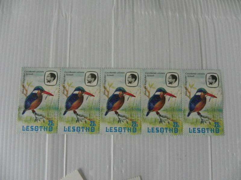 Lesotho (1981) - Birds Definitive 5c Mint Strip