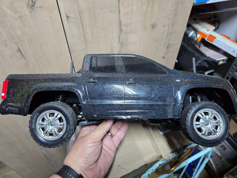 Tamiya - 1:10 VW Amarok - Built and Ready to run - sold with Controller