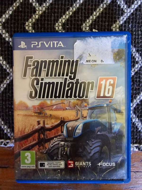 PS Vita Farming Simulator 16
