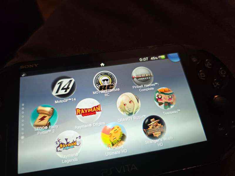 PS Vita 2000 Console - 128gb Memory Card - (B05) good condition - some scuffing on back