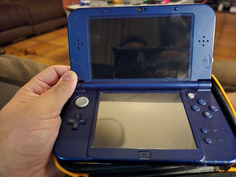 "New" Nintendo 3DS XL Console - great condition