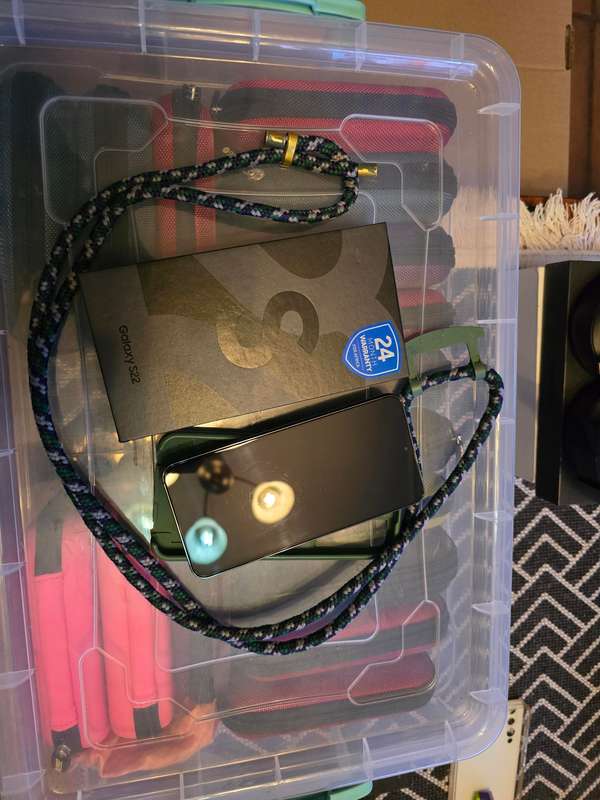 Samsung S22 256gb Cell Phone with Box and Zach&Gray Original Cover