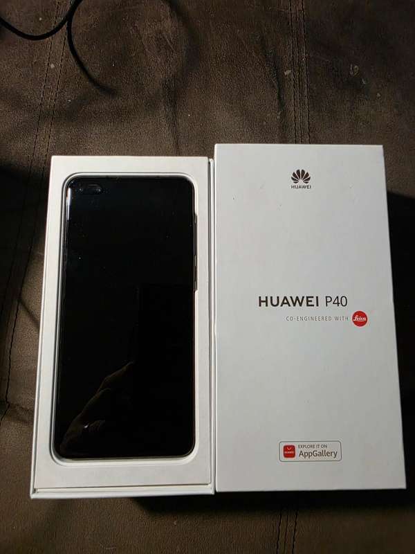 Huawei P40 - 128GB Dual Sim - In Box with Generic Charger