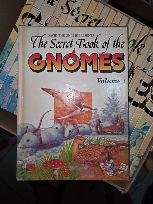 The Secret Book of Gnomes - Complete Volumes 1 - 25 Great Condition!