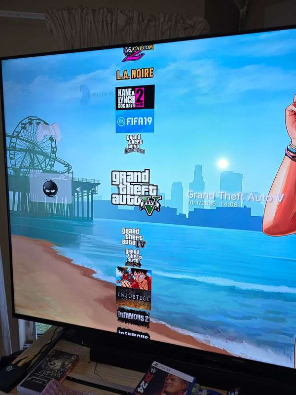 Playstation 3 - Silver - 2 Controllers, Hen Loaded and Games Pre Loaded