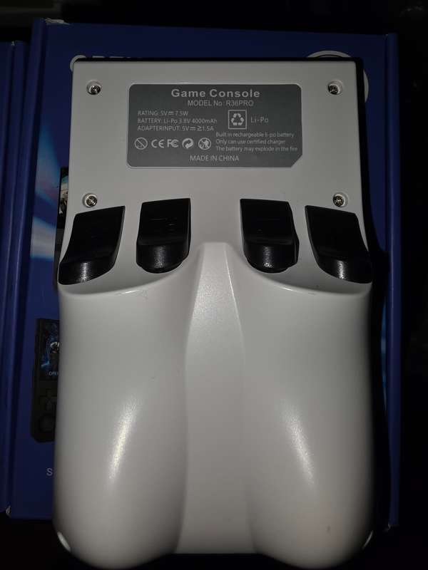 R36 PRO Open Source Gaming Console - 64gb