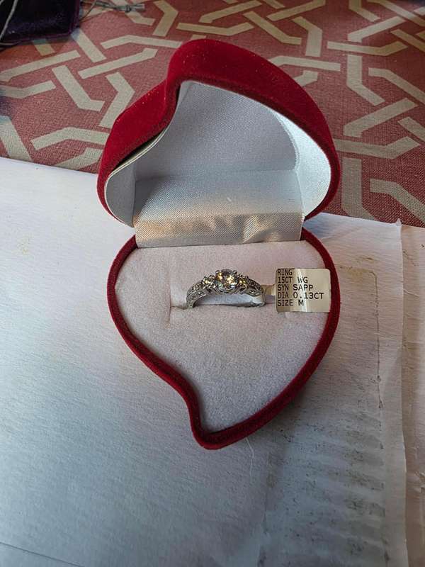 15ct White Gold Dress Ring - [Value R 17,595] professional appraisal supplied