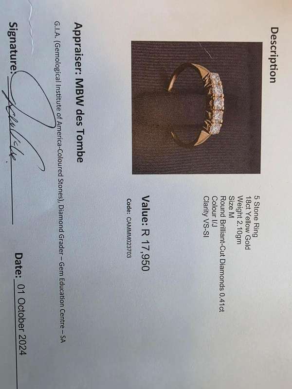 18ct Yellow Gold Ring - with 5 Diamonds - [Appraisal Value R17,950]