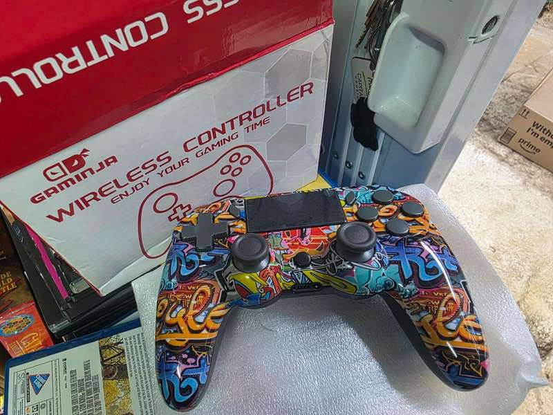 Gaminja - Wireless Controller - P47 - Camouflage Explosive Teeth PS4 or PC