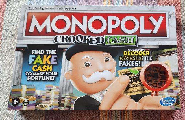 Hasbro Monopoly Crooked Cash