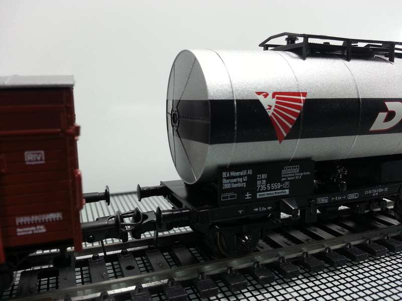 Roco 46071 2 Axle DB DEA Chemicals Tank Car