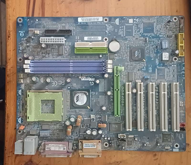 COMPUTER MOTHERBOARDS X 4