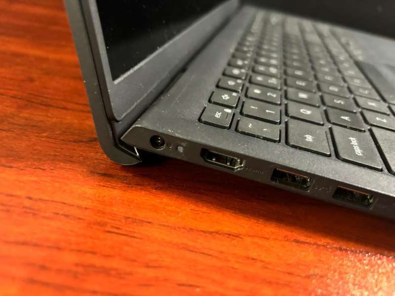 Dell Inspiron 3520