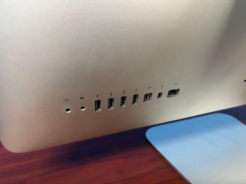 iMac Core i5 (Mid-2011)