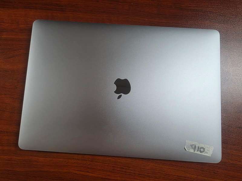 Mac book Pro  A2141