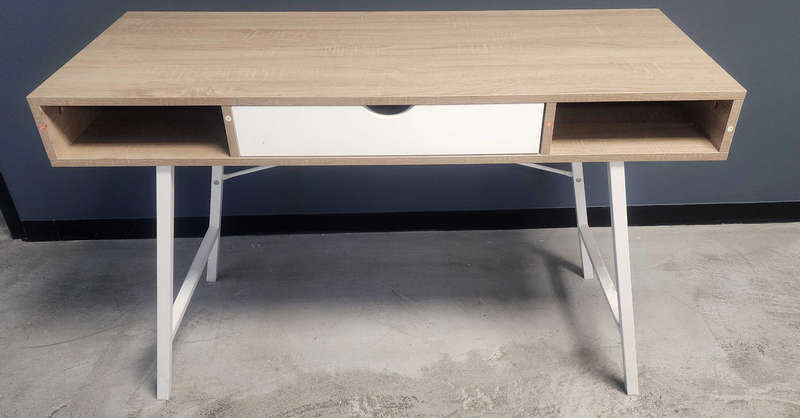 Single Desk