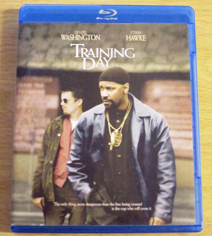 TRAINING DAY Denzel Washington Ethan Hawke BLU RAY [BLU RAY SHELF]