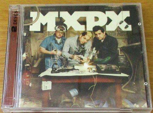 CHRISTIAN ROCK/METAL : MXPX Secret Weapon Special Edition CD+DVD [BB SHELF C/R/M]