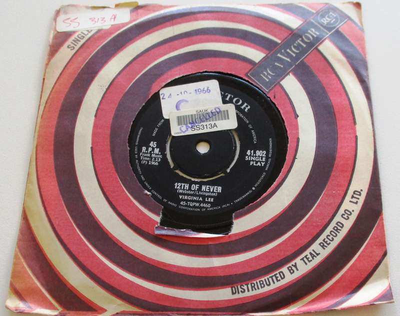 VIRGINIA LEE Almost Persuaded / 12th of Never 7" Single Vinyl record