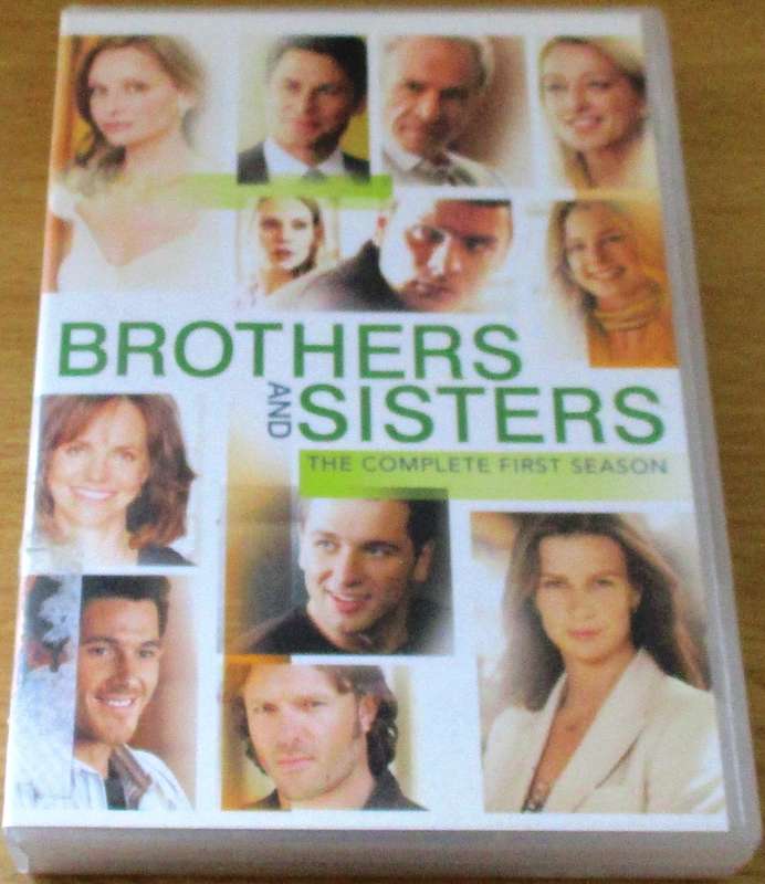 BROTHERS AND SISTERS The Complete First Season 6xDVD BOX SET [BBox 4]