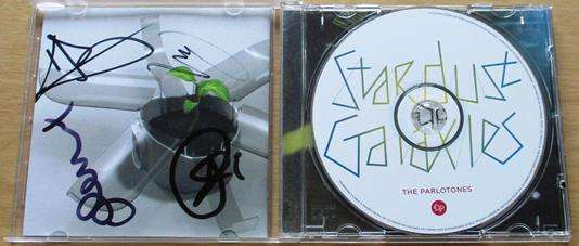 THE PARLOTONES Stardust Galaxies CD [Gx33] Signed by the band