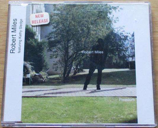 ROBERT MILES Freedom CD [Gx33]