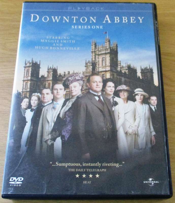 DOWNTOWN ABBEY Series 1 [Box Set Shelf]