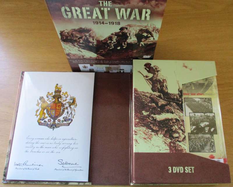 THE GREAT WAR 1914-1918 3xDVD BOX SET [Box Set Shelf] + war memorabilia
