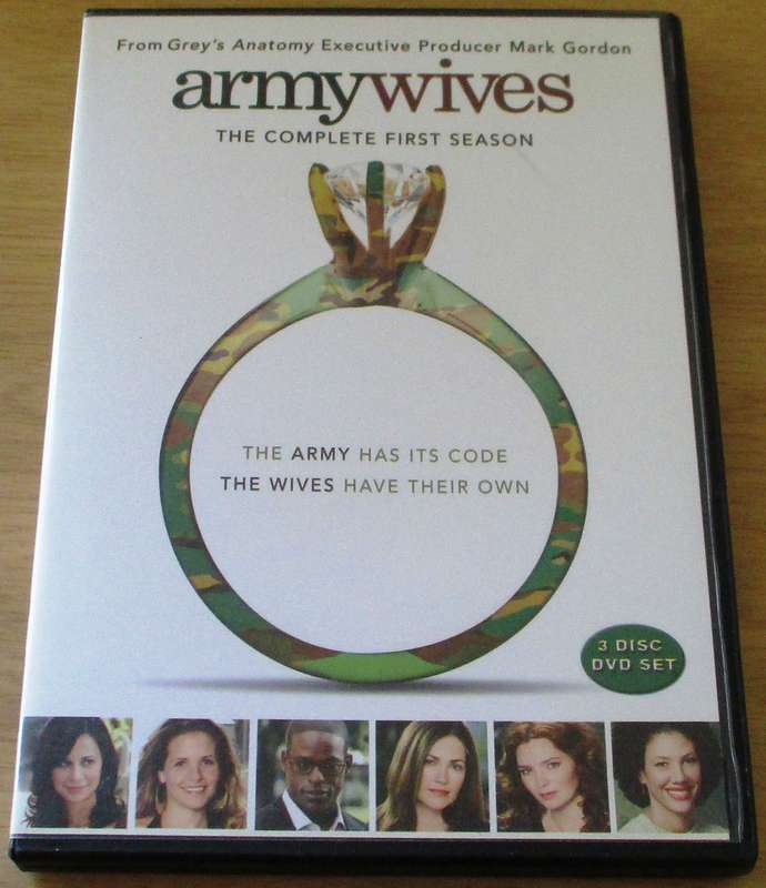 ARMY WIVES 2xDVD [Box Set Shelf]