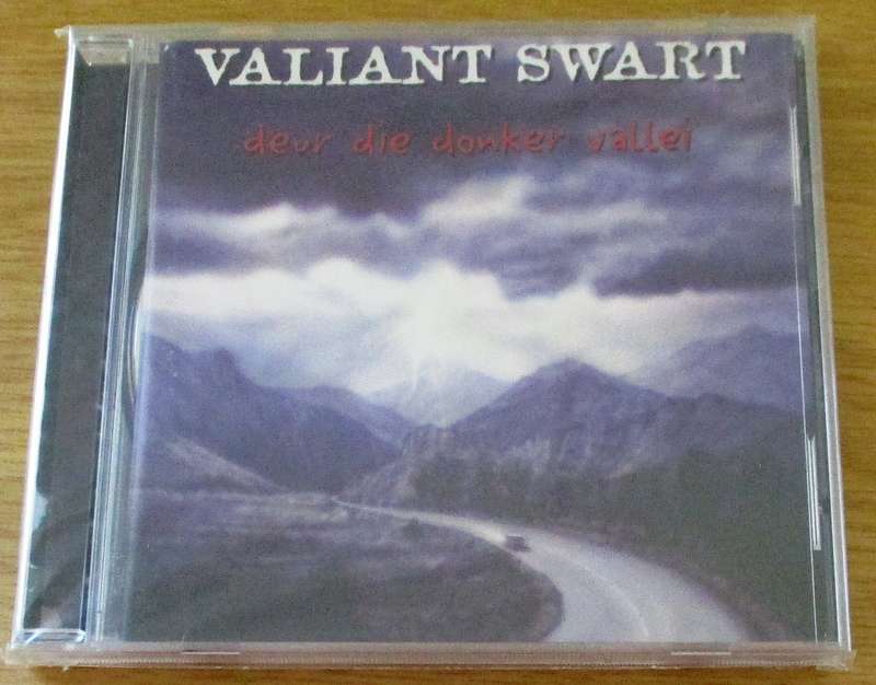 VALIANT SWART Deur die Donker Vallei CD [Gx17]