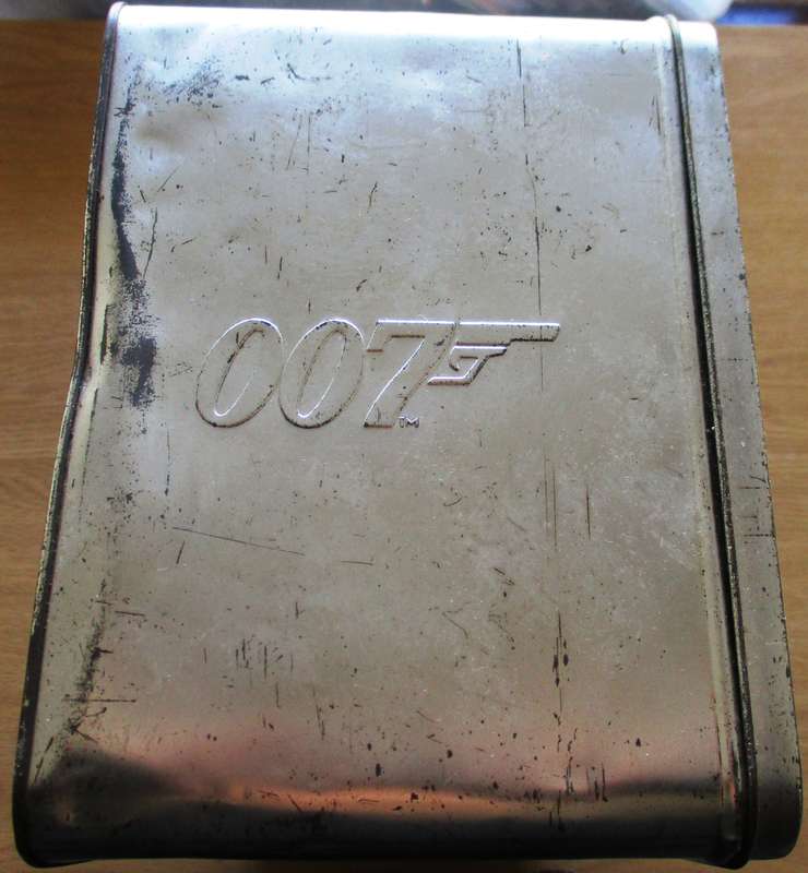 007 Film Collection 20 x DVD Tin Box Set [Box Set Shelf]