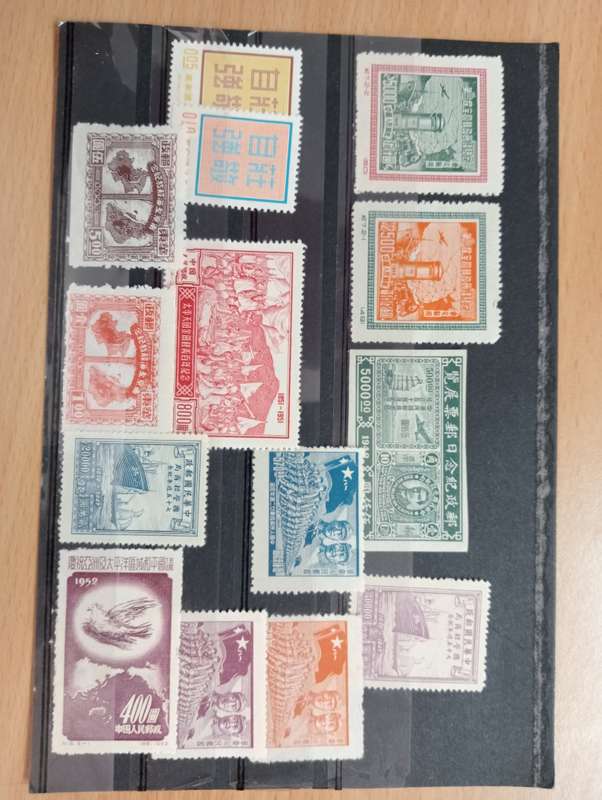 CHINA-LOVELY LOTS ON AUCTION OR ANY BUY NOWS GETS FREE CHINESE STAMPS