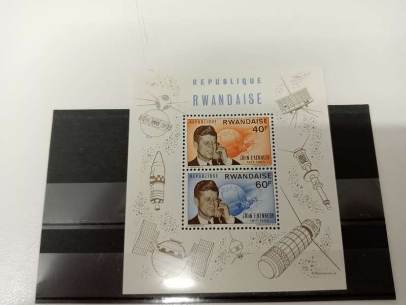 RWANDA-  SCARCE SETS/MINI SHEETS,SOME WITH IMPERF ISSUES-THESE ARE NOT EASY !!