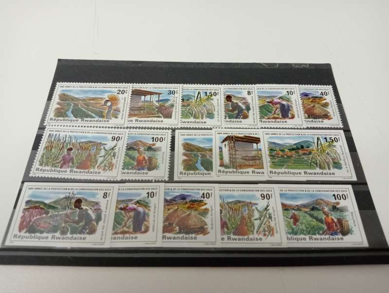 RWANDA-  SCARCE SETS/MINI SHEETS,SOME WITH IMPERF ISSUES-THESE ARE NOT EASY !!