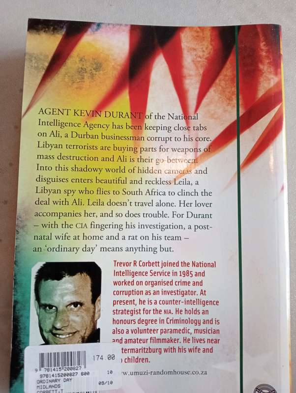 SIGNED BOOKS ON AUCTION TODAY-SOME VERY SCARCE "  S.A`s JAMES BOND WRITER-MUST READ !!! "