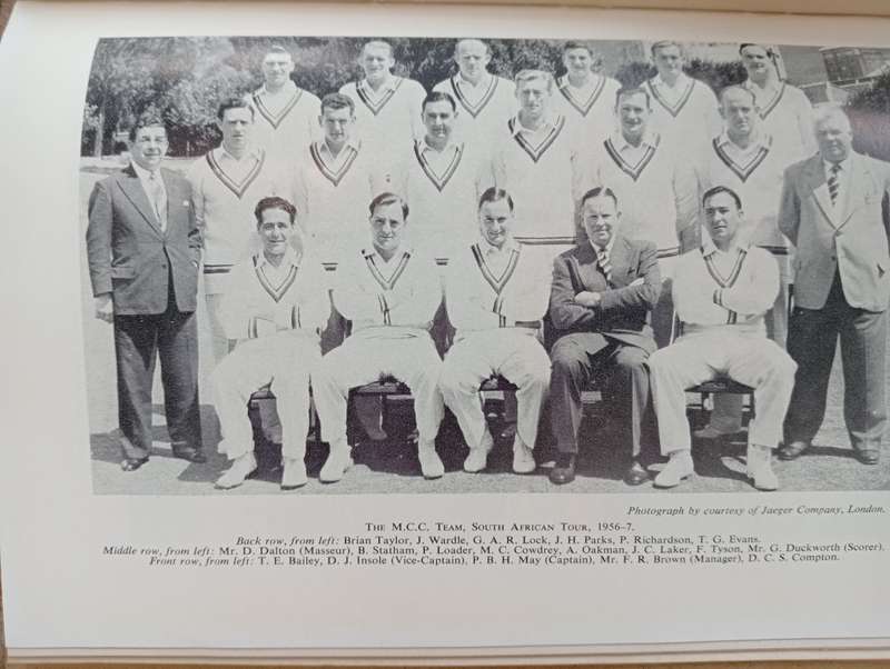 SIGNED BOOKS ON AUCTION TODAY- " VERY SCARCE SIGNED CRICKET BOOK-SEE BELOW  !!!   "