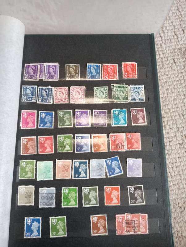 ISLE OF MAN-LARGE COLLECTION IN STOCKBOOK