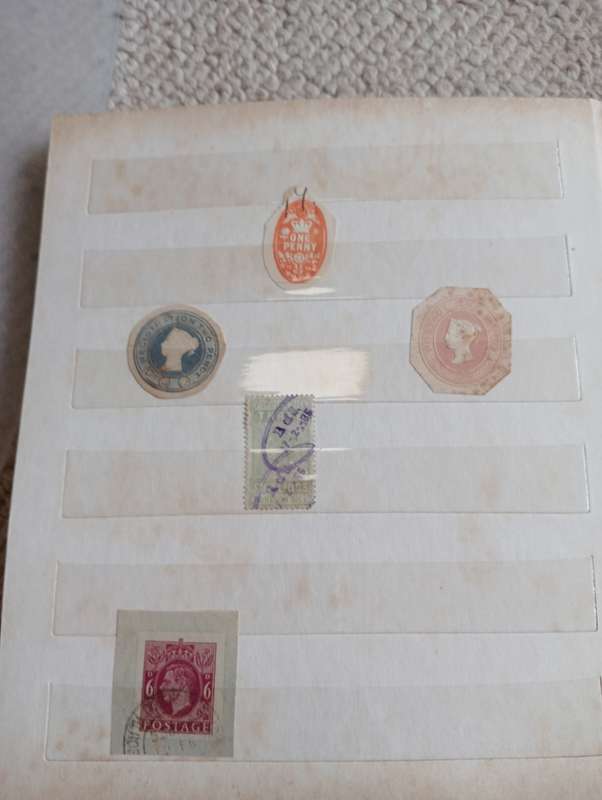 GB-USEFUL COLLECTION OF ONLY HIGH VALUES QEII AND OTHER BACK OF THE BOOK