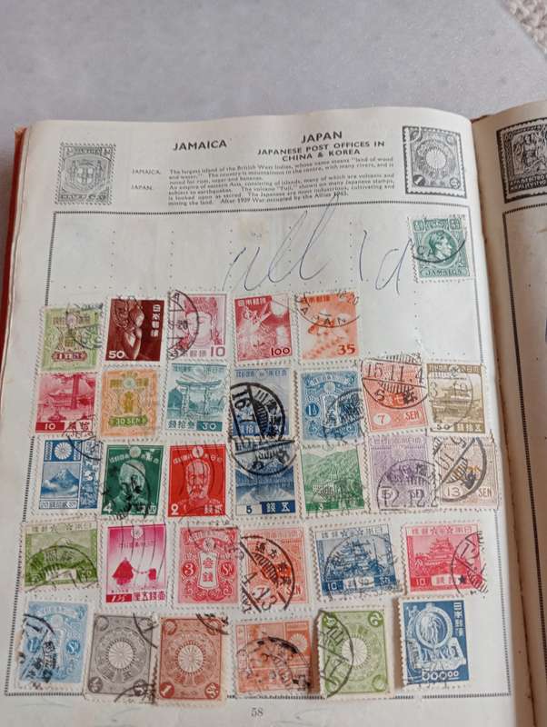 MANY BOOKLETS FULL OF RSA AND A NICE ALBUM WORLD STAMPS-SEE BELOW NOT NEARLY ALL SHOWN