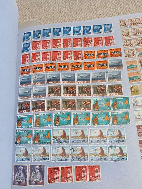 3 LARGE FILES FULL OF STAMPS 1000`S USEFUL LOTS SEE BELOW