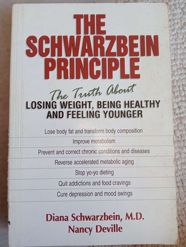 SIGNED BOOKS ON AUCTION TODAY-SOME VERY SCARCE " LOSING WEIGHT AND BEING HEALTHY   - SIGNED    "