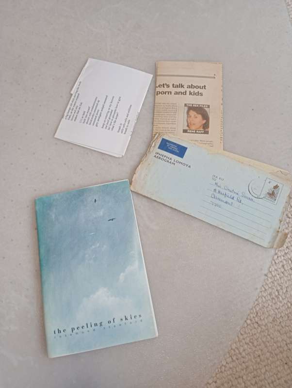SIGNED BOOKS ON AUCTION TODAY-SOME  SCARCE " POEMS PLUS DOCUMENTS-SEE BELOW  SIGNED  "