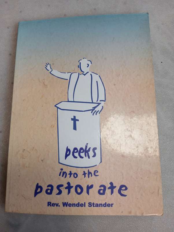 SIGNED BOOKS ON AUCTION TODAY-SOME  SCARCE " GREAT MOTIVATING BOOK   SIGNED  "