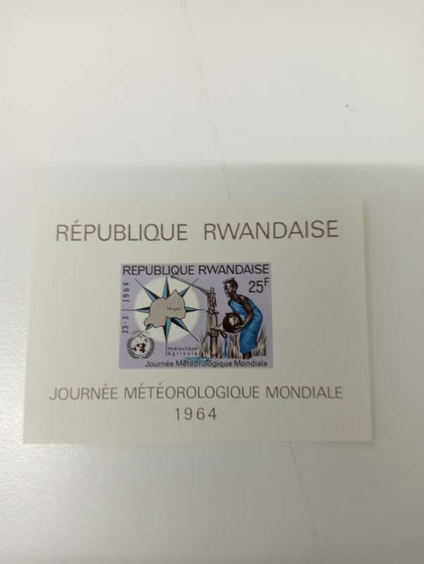 RWANDA-  SCARCE SETS/MINI SHEETS,SOME WITH IMPERF ISSUES-THESE ARE NOT EASY !!
