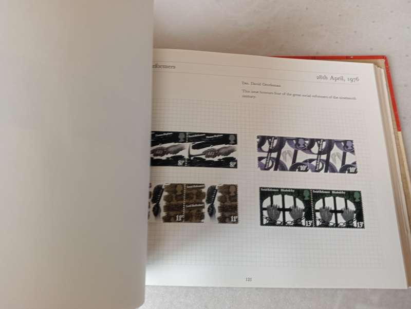 BEAUTIFUL 179 PAGE STANLEY GIBBONS ALBUM COMPLETE FOR MOST OF QEII WITH SOME PHOSPHORS-MUST VIEW