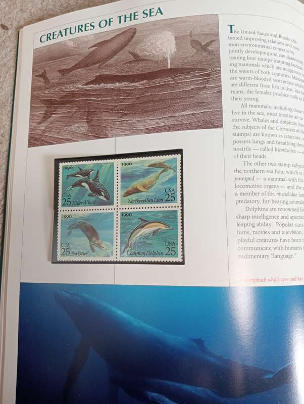 USA-1990 YEAR BOOK WITH MOST ISSUES INCLUDED