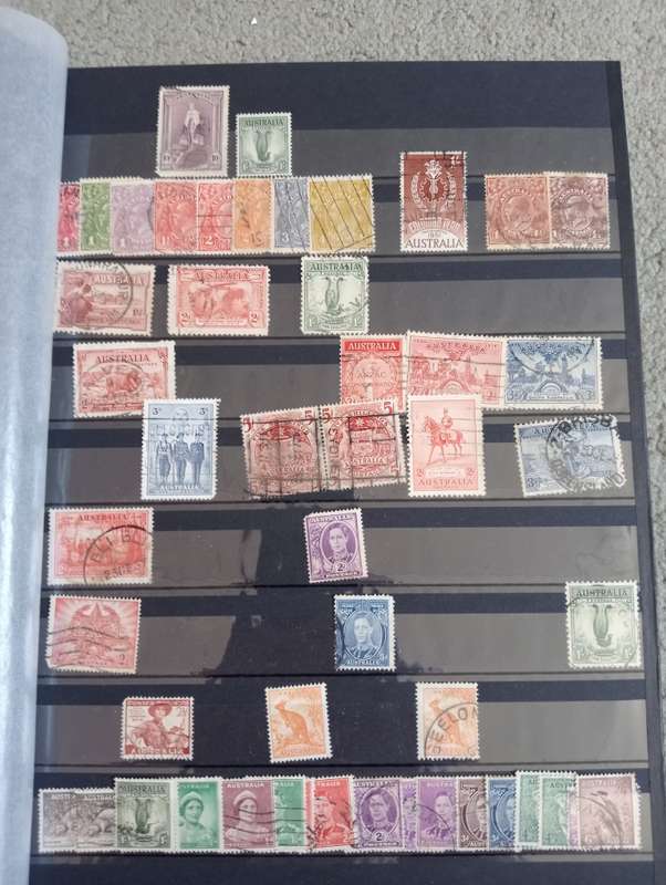 ENORMOUS COLLECTION IN STOCK BOOK EARLY AUST.N.ZEALAND AND OTHERS 100`S SEE BELOW